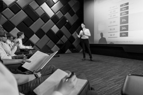 Essential Factors UK Businesses Must Evaluate Before Embracing AI in Customer Service